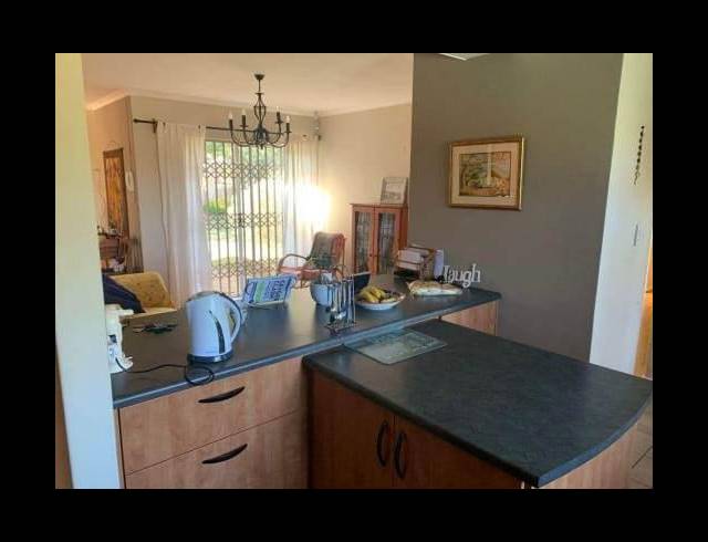 3 BEDROOM HOUSE RENTED IN SUNRIDGE PARK